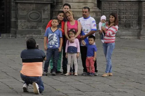 Llegada de turistas al Centro Histórico se recuperó; artistas y cantantes apoyaron: Cañedo