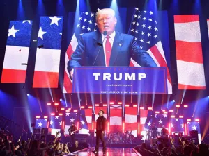 Donald Trump ya le marca la agenda a U2