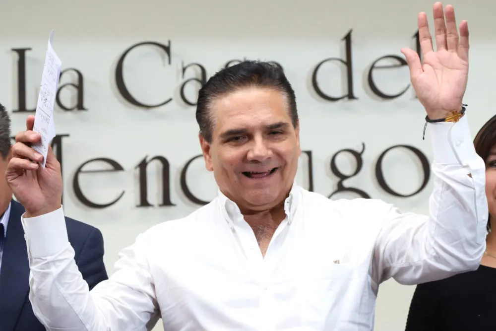 Anuncia Silvano Aureoles en Puebla que buscará la presidencia en 2024