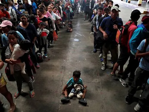 Así luce la caravana de hondureños que se acerca a México