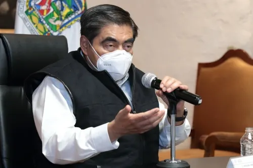 Con protocolos sanitarios, reabrirán Cines en Puebla: Barbosa Huerta