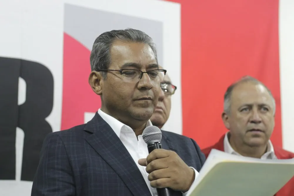 Jiménez Merino da positivo a Covid-19; su estado de salud es delicado