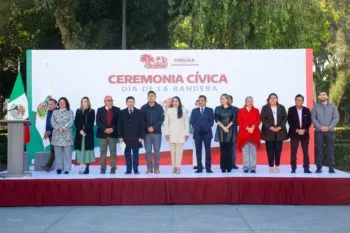 Tonantzin Fernández encabeza ceremonia por el Día de la Bandera y lanza operativo de seguridad en San Pedro Cholula