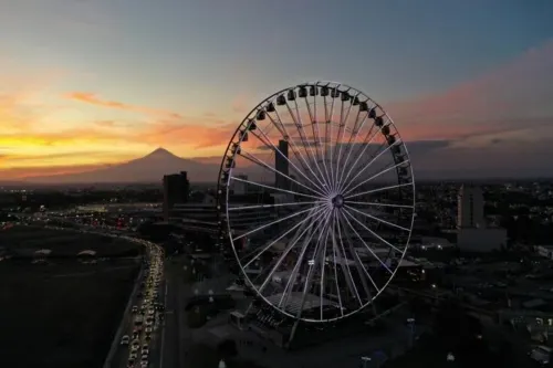 En funcionamiento Estrella de Puebla, Tren Turístico y Teleférico: Barbosa