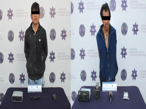 Detienen elementos de la SSPTM a dos hombres por robo a interior de vehículo
