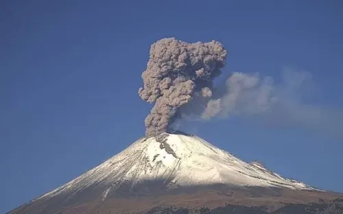 Registra Popocatépetl 195 exhalaciones: PC estatal