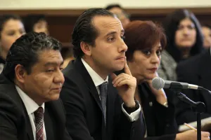 Locatarios del Morelos arrastran deudas por lugares hace años