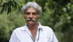 Cuelgan en la red el expediente de José Manuel Mireles