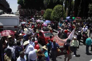 Marcha la 28 de Octubre por calles del centro histórico