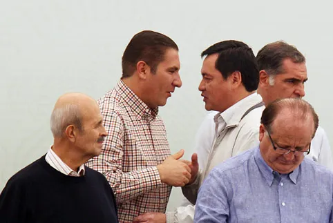 Padre de RMV gestionó negocio de Grupo México en Olintla