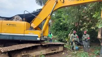 Minera ilegal es intervenida por fuerzas del orden en Ecuador