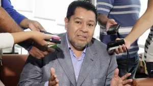 Guillermo Aréchiga evade entrevista por tema de Canoa