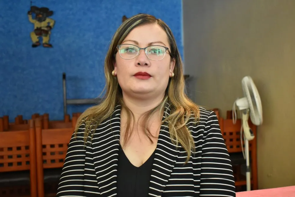 INE cancela candidatura de poblana Julieta Vences