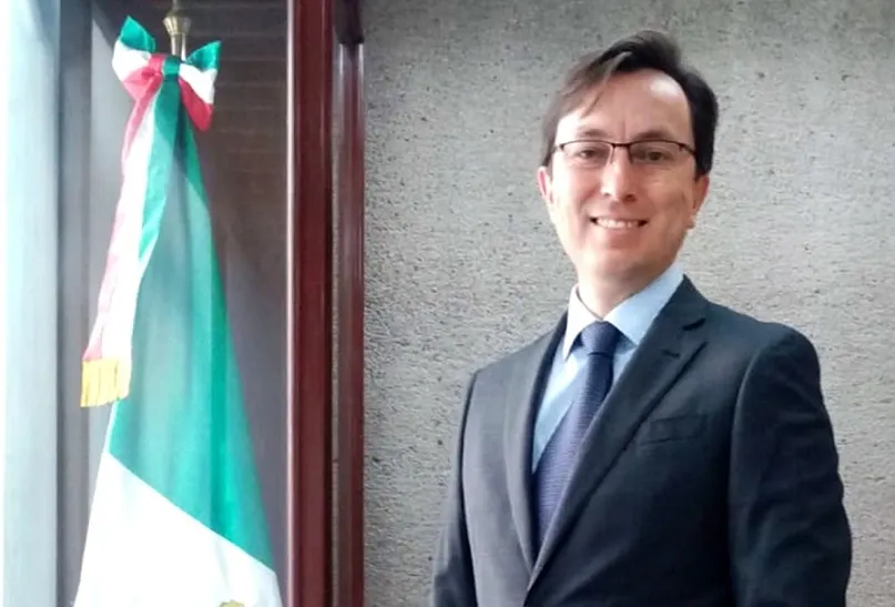 Nombran a teziuteco titular de la DGETAyCM de la SEP Federal