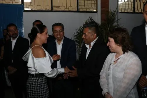 Fortalecen derechos de trabajadores del estado