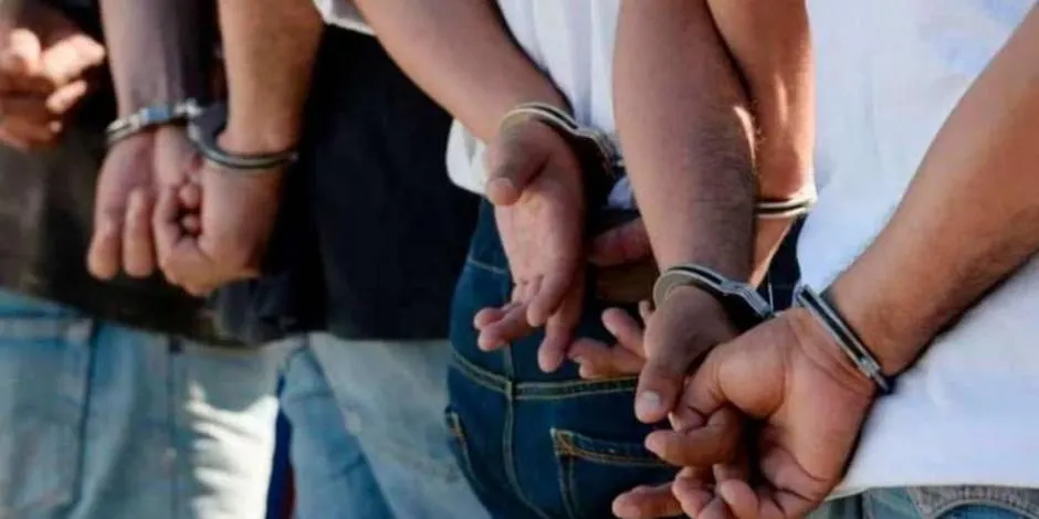 Detenidos cuatro franeleros en el centro tras operativo