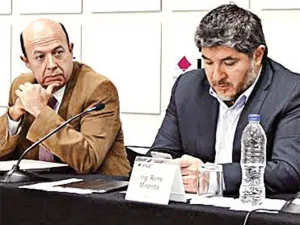 Filtran padrón electoral del INE a la web; ponen denuncia en la PGR