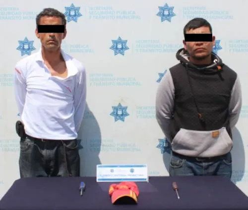 Detiene SSPTM a dos probables asaltantes de transeúntes