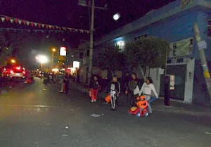 En Chiapas encarcelan a 14 niños por pedir calaverita