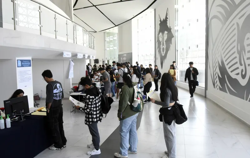 Concluye BUAP inscripción del nivel superior