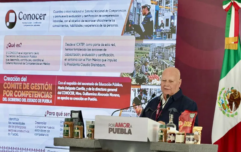 Crea Gobierno de Puebla comité para certificar habilidades laborales; estas son las primeras áreas