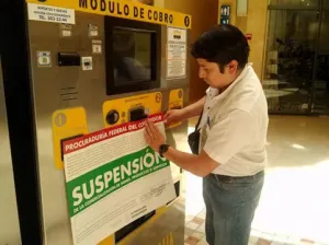 Profeco suspende cobro de estacionamiento en Angelópolis