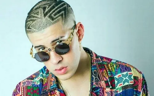 Bad Bunny se recupera en Puerto Rico de operación de apendicitis