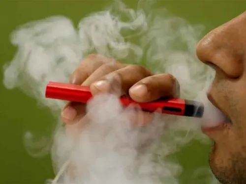 EU prohibirá los cigarrillos electrónicos aromatizados