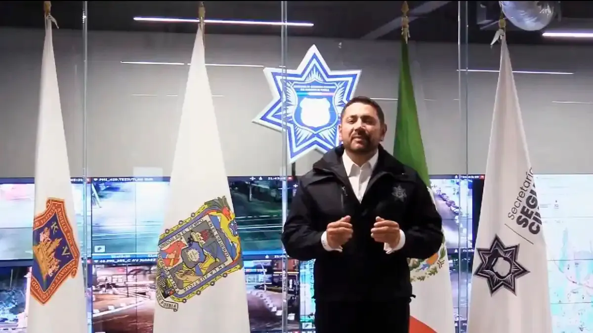 Las tres caías de Fernando Rosales