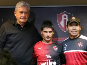 Atlas presenta a Matías Alustiza