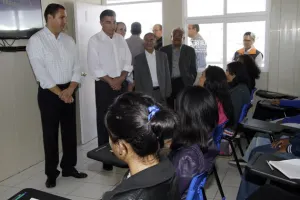 Para evitar cuellos de botella, Comuna desplegará 50 elementos en zonas de obras