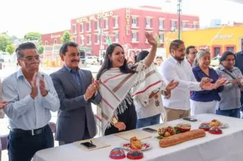 Invita Tonantzin Fernández a la Exposición Gastronómica del Chile en Nogada