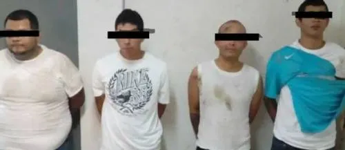 Detienen a cuatro hombres por asalto en el Bancoppel de Amozoc