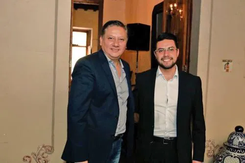 Líderes PAN y PRD se reúnen para comenzar el diálogo para concretar Frente Ciudadano por Puebla