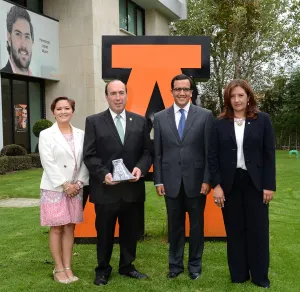 Escuela de Medicina de la Universidad Anáhuac inaugura clases con Cátedra Prima