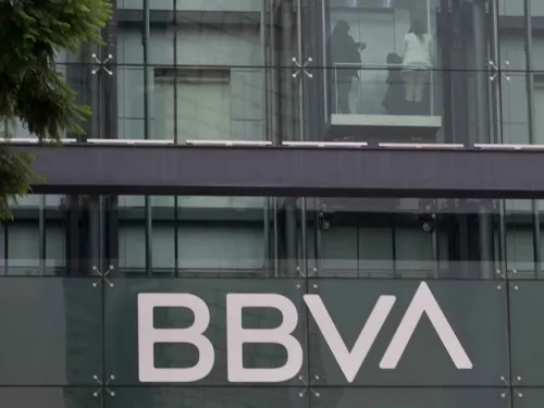 Usuarios reportan fallas en aplicación móvil de BBVA