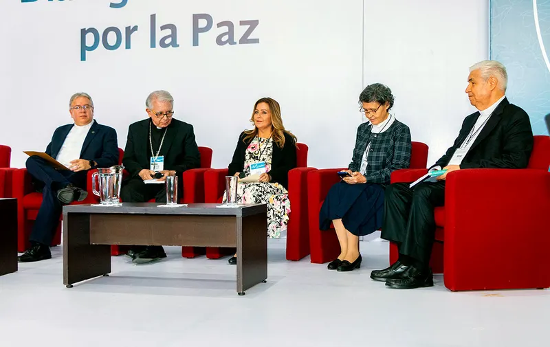 ibero-puebla-dialogos-por-la-paz