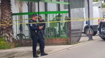 Atacan a balazos a dos hombres en San Aparicio; uno muere, el otro queda lesionado