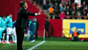“Piojo Herrera”, opción para dirigir a Chile