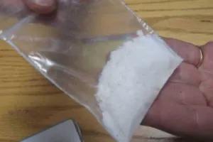 Catean una empresa de paquetería y encuentran droga