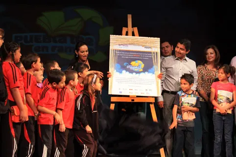 SMDIF presenta Puebla Lee en Familia