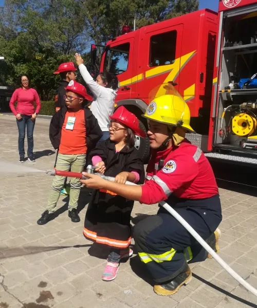 Volkswagen organiza una “Experiencia de Verano” para los hijos de sus trabajadores