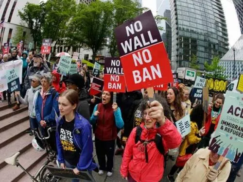 Entran en vigor medidas antimigratorias de Trump