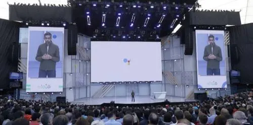 Google seduce en conferencia con tecnología de inteligencia artificial