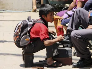 El 46% de los niños en México trabaja sin recibir salario: INEGI