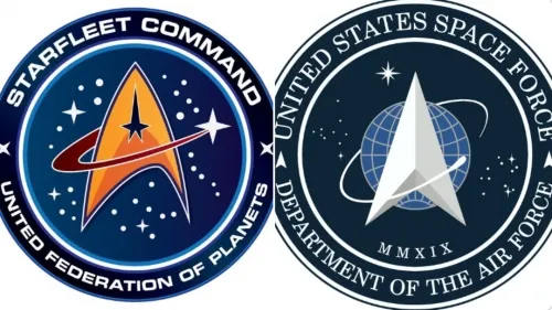 Trump revela logo de Fuerza Espacial con extraño parecido a ‘Star Trek’