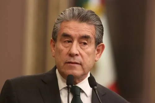 Puebla mantiene gobernabilidad, sostiene Diódoro Carrasco tras comparecer en el Congreso
