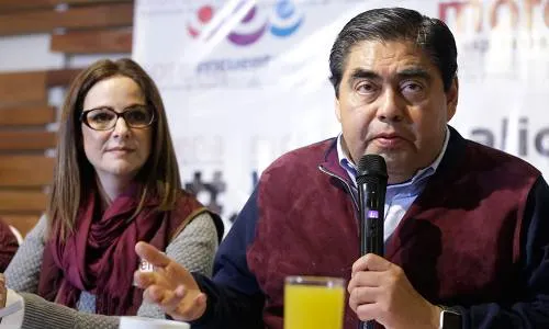 Jesús Zambrano, de los políticos más desprestigiados del país: Miguel Barbosa