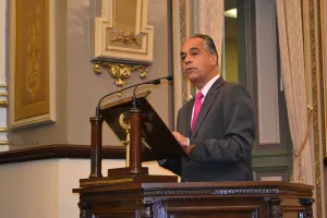 Giorgana entrega iniciativa para preservar libertad de expresión