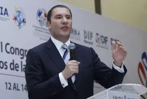 En democracia todos pueden expresar opiniones: RMV